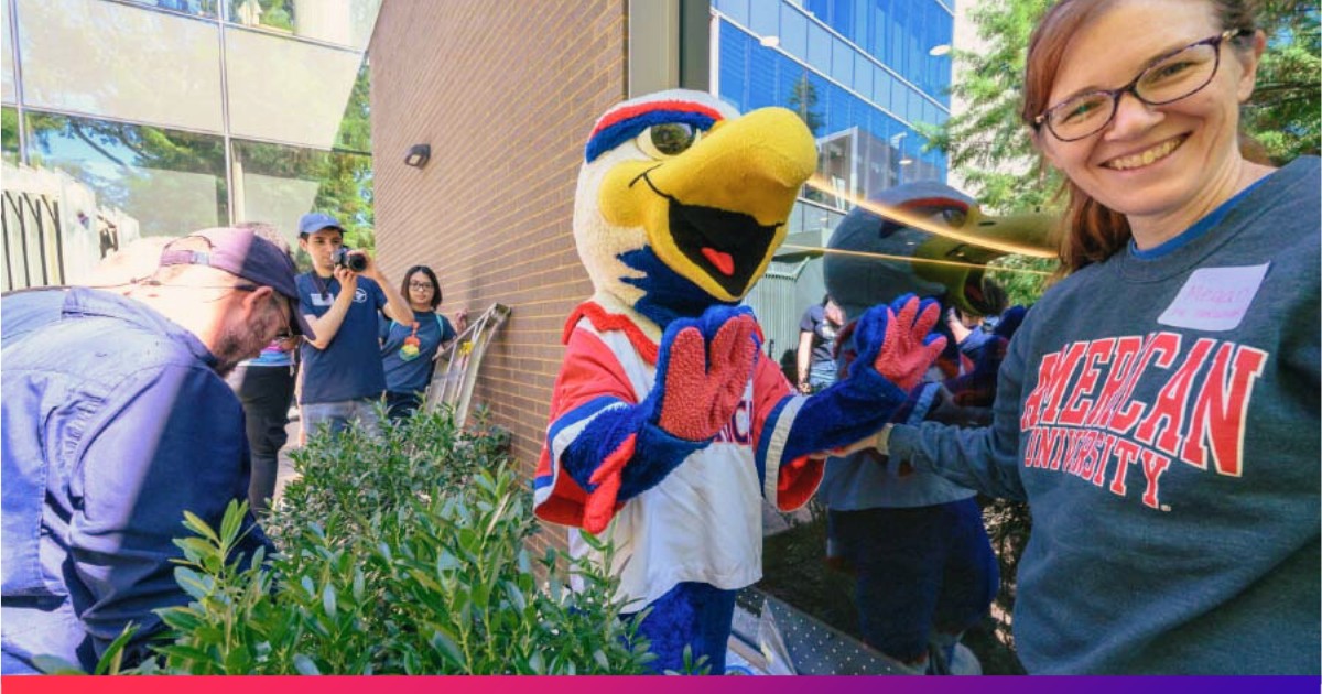 Clawed Helps Students, Faculty, and Staff Turn the Hall of Science into a Bird-Friendly Building