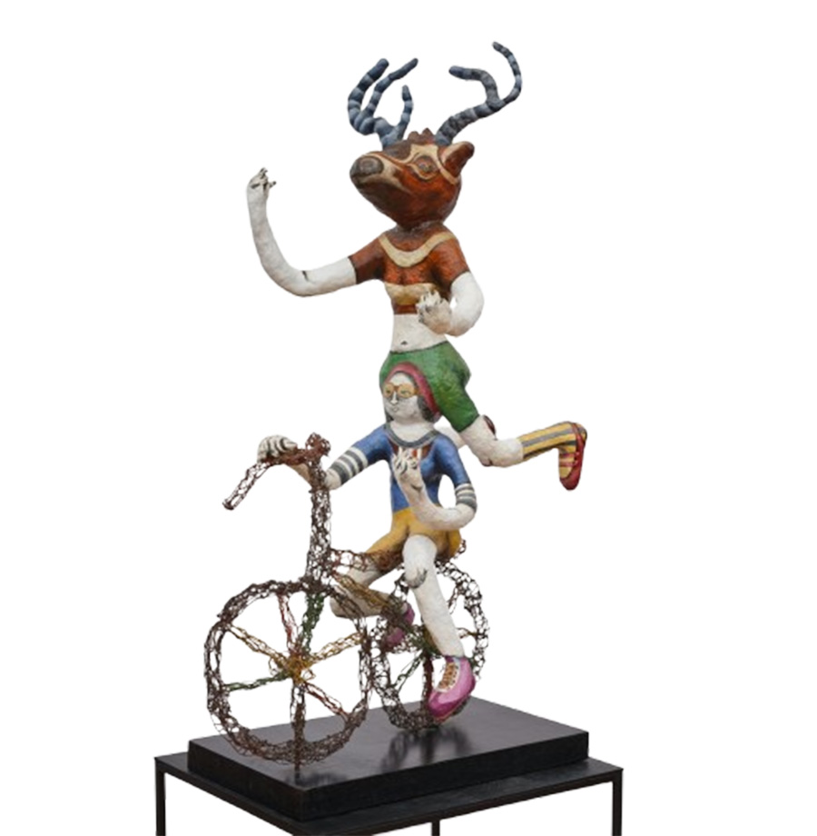  Joan Danziger, On the Hunt (formerly Amanda McKenzie and Friend), 1989. Mixed media, 43 x 27 x 15.5 inches. Courtesy of Marjie Sanua.