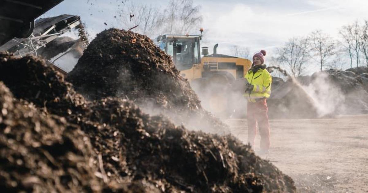 man that is composting at au