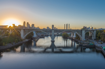 skyline of the Twin Cities