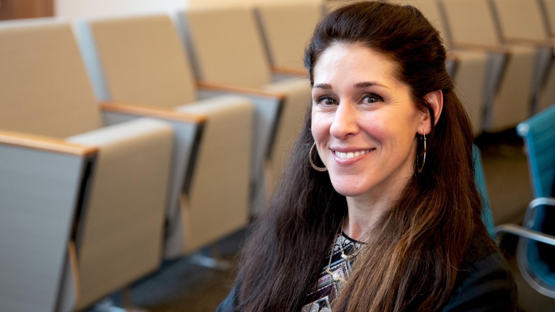 Laura Herr '03