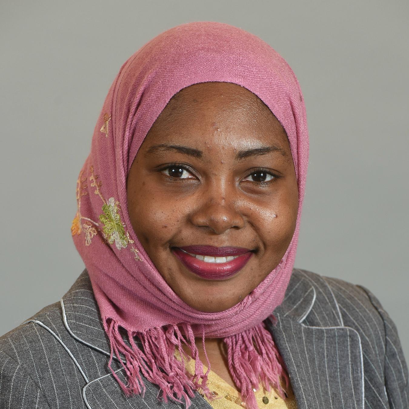 Sabra Khamis